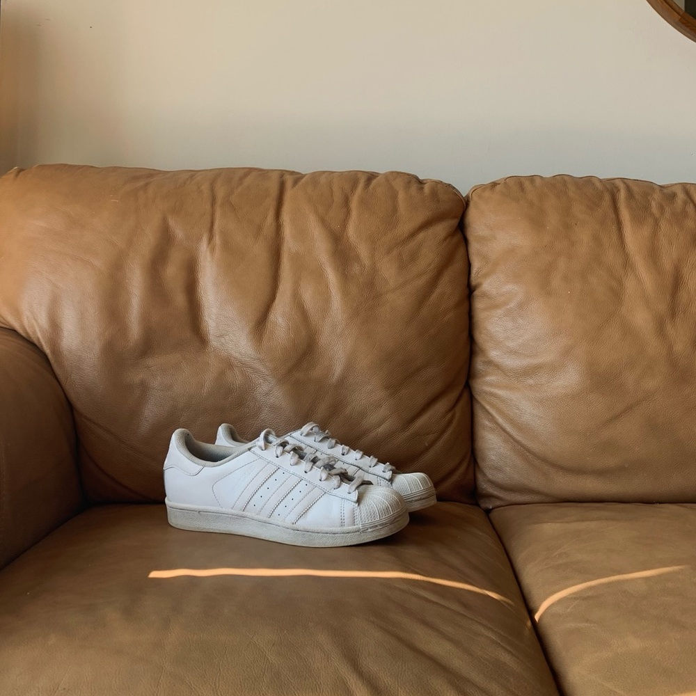 adidas original superstars // size 8.5